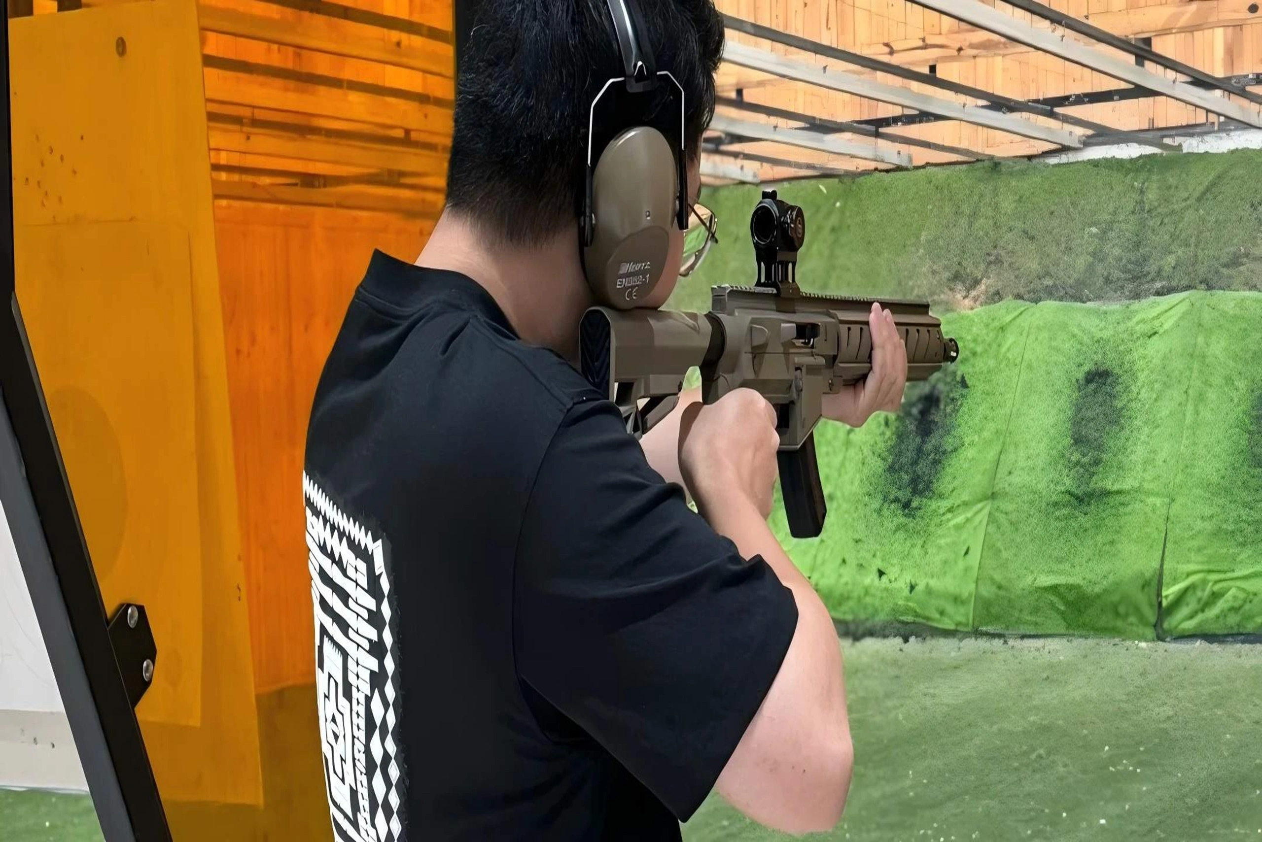 Real firearms and coaching at Battle Mouse