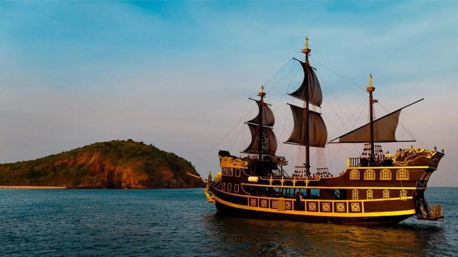 The 100 ft Black Pearl vintage pirate ship near Koh Larn, Pattaya