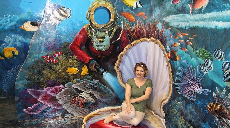 Art in Paradise — part of this package